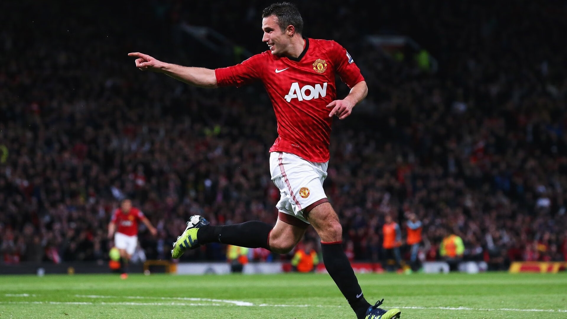 hth体育真人-“安赫尔·巴尔博萨的球场感知与精湛技巧，为美洲狮队提供更多进攻选择”