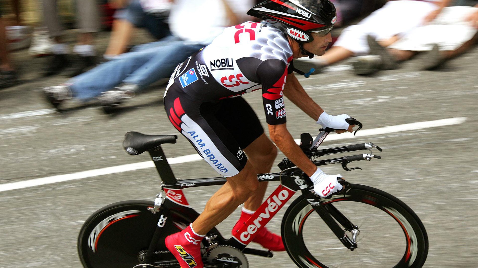 欧冠十六强首回合：拜仁主场1比0国米 双方90分钟互相“慎重试探”